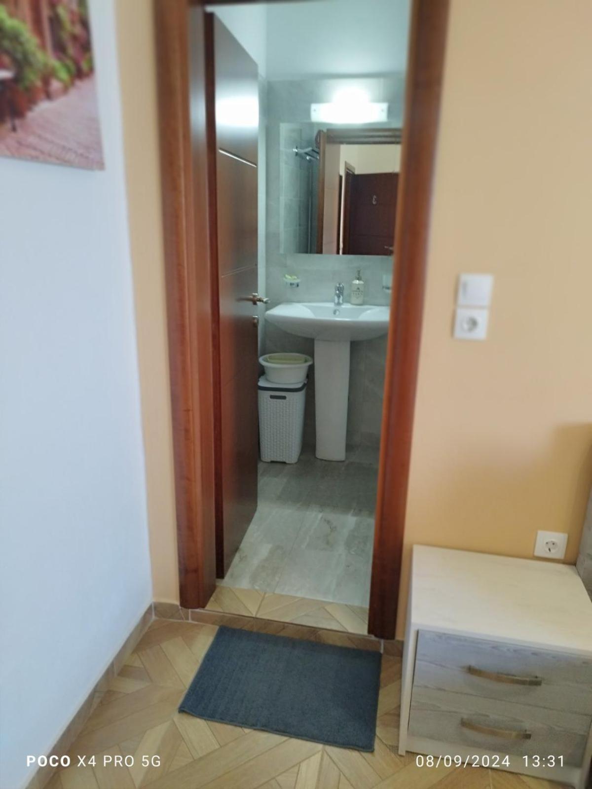 Dagos Rooms Dhermi Ngoại thất bức ảnh