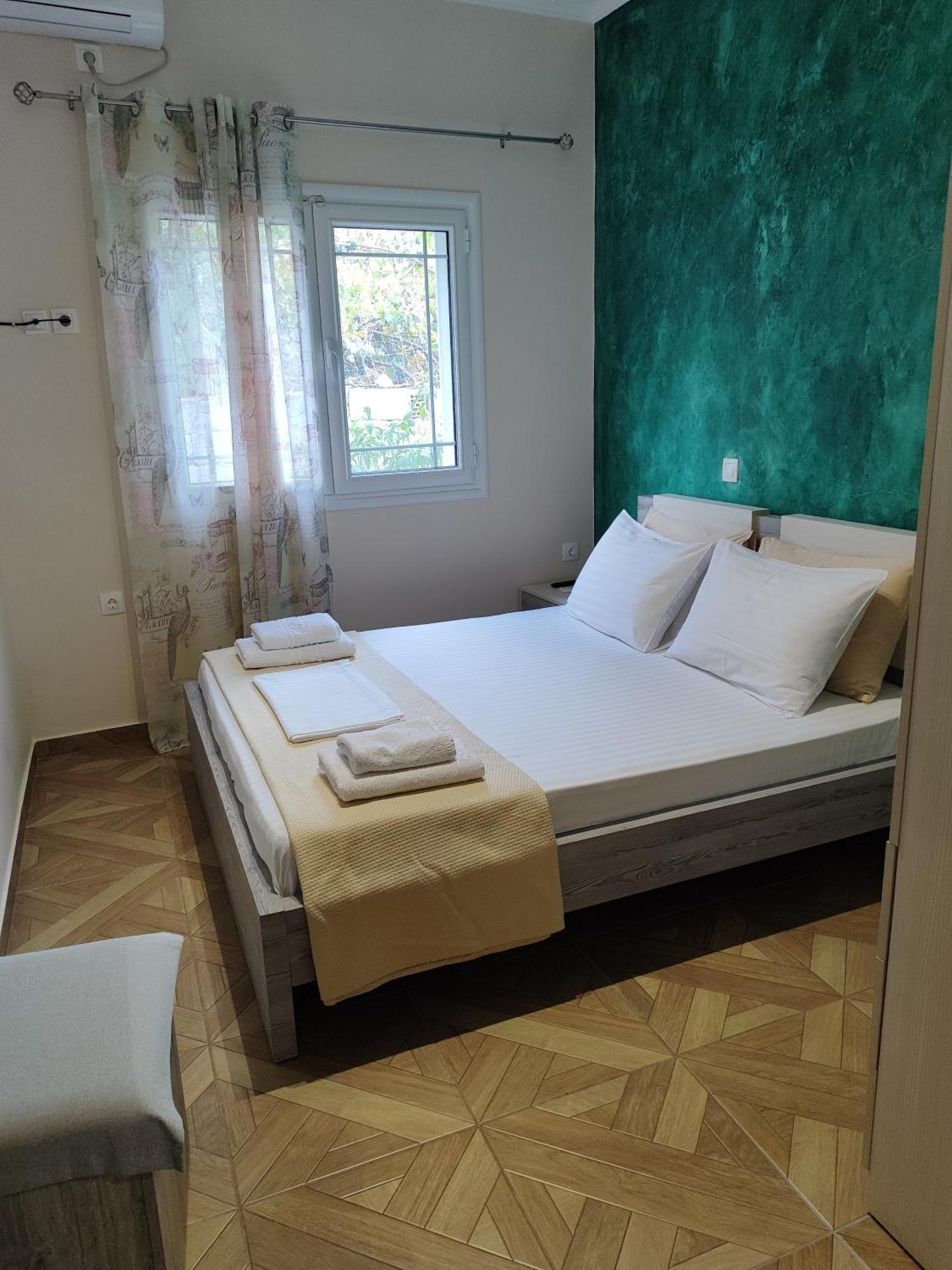 Dagos Rooms Dhermi Ngoại thất bức ảnh