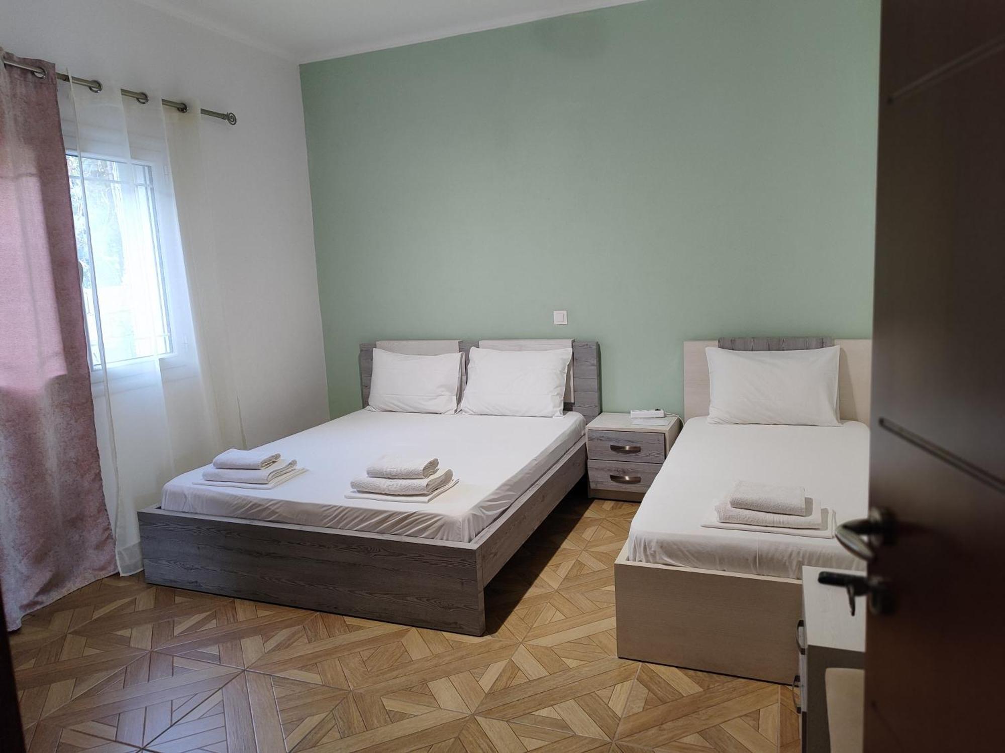 Dagos Rooms Dhermi Ngoại thất bức ảnh